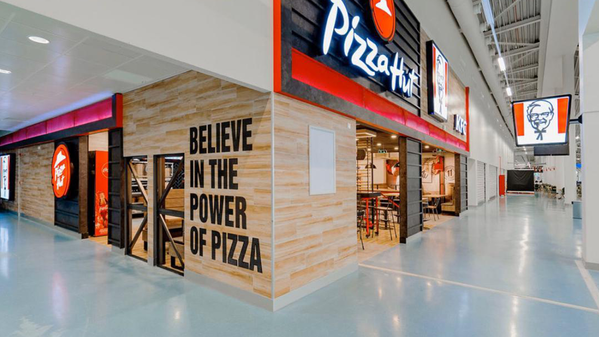 Pizza Hut restaurant environment designed for a repeatable brand format